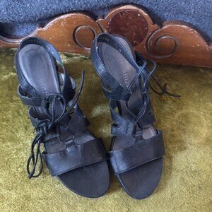 Stuart Weitzman Tiegirlbingo Lace-Up Strappy Leather Block Heel 7 1/2 N